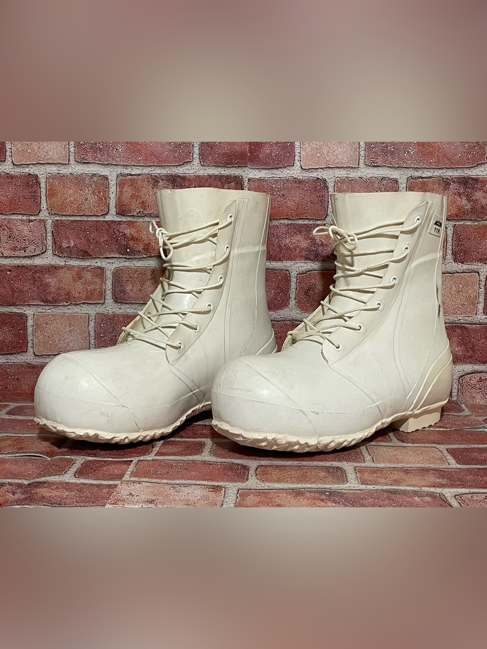Acton Bunny Boots White Rubber Extreme Cold Weather Military Boots Mens 11R